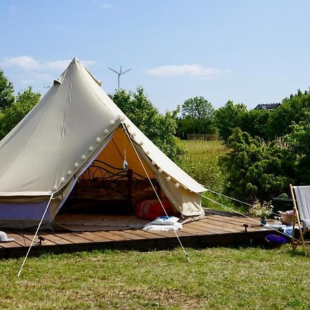 فندق Saare Glamping Salme المظهر الخارجي الصورة